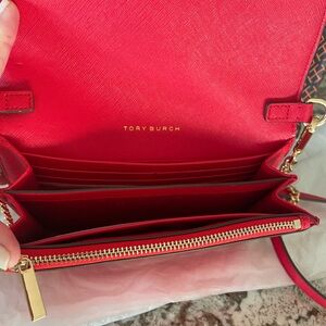 Tory Burch Emerson Leather chain wallet